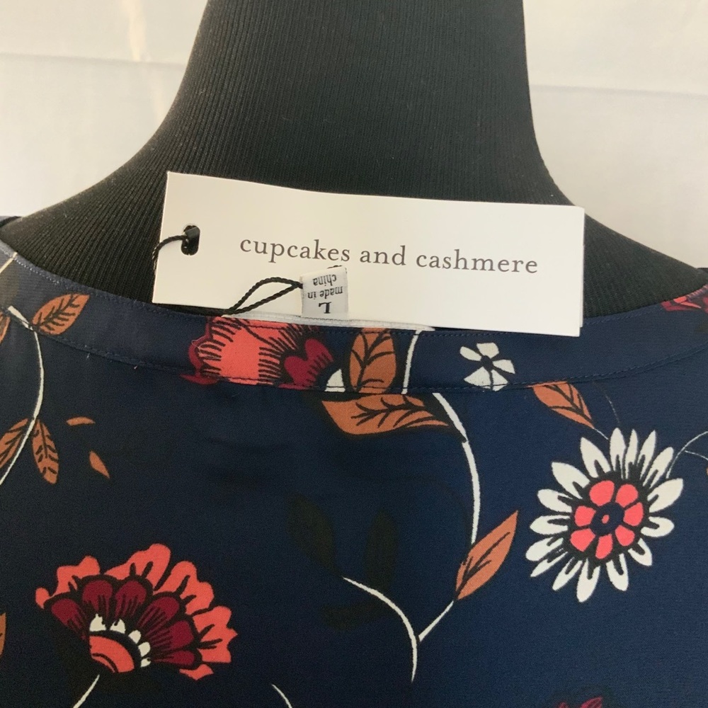 Cupcakes and Cashmere Hazel Swing Dress - Picture 8 of 9